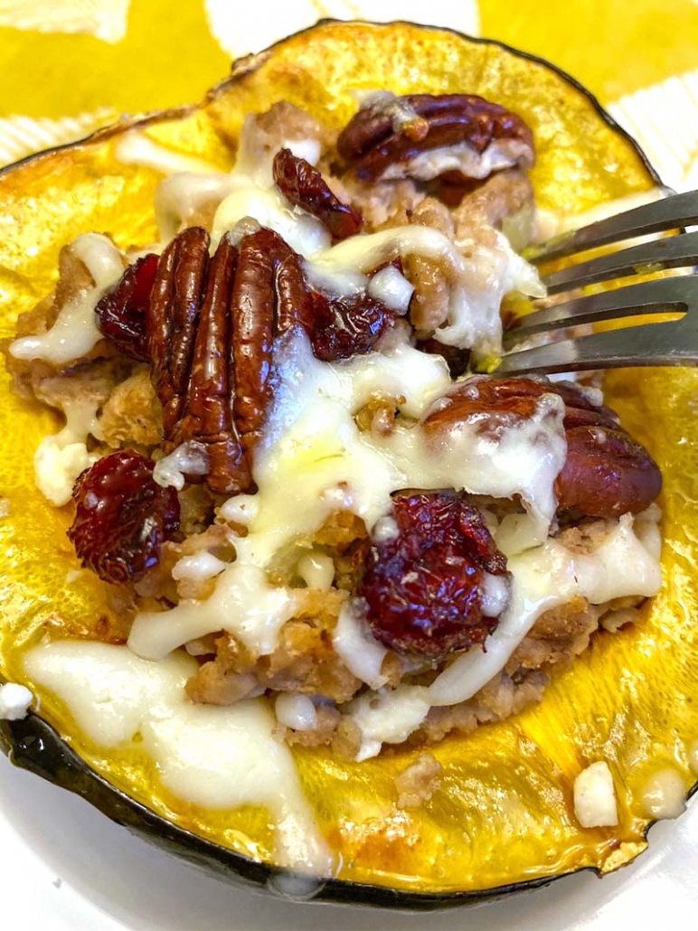 baked acorn squash with turkey stuffing