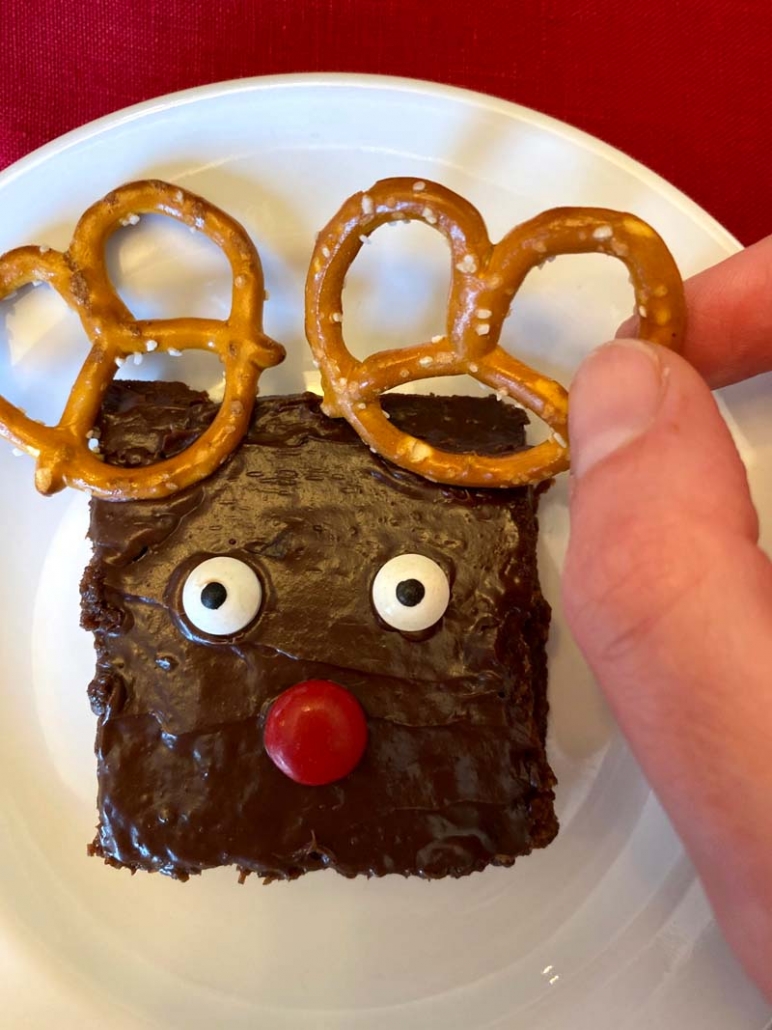 how to make reindeer brownies