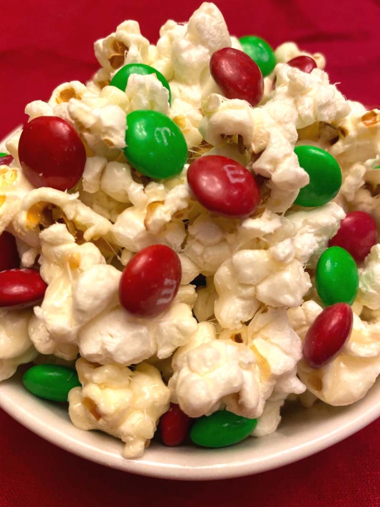 Christmas Popcorn With M&Ms And Marshmallows