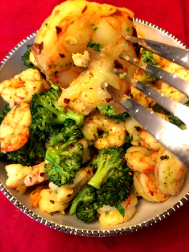 spicy shrimp and broccoli with garlic butter sauce