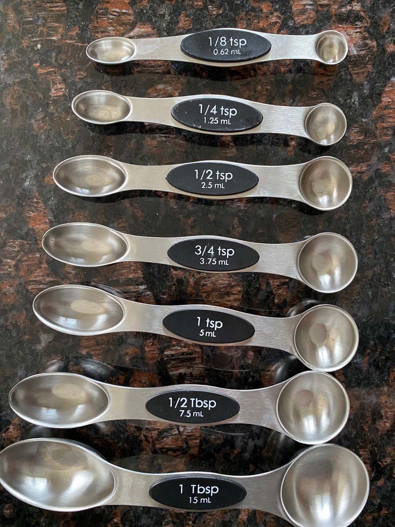 Spring Chef Magnetic Measuring Spoons Set, Dual Sided, Stainless Steel, Fits in Spice Jars, Set of 8: Kitchen & Dining