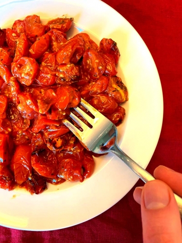 Air Fryer Roasted Cherry Tomatoes