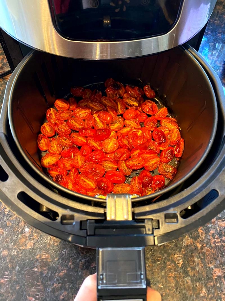 cooking cherry tomatoes in the air fryer 
