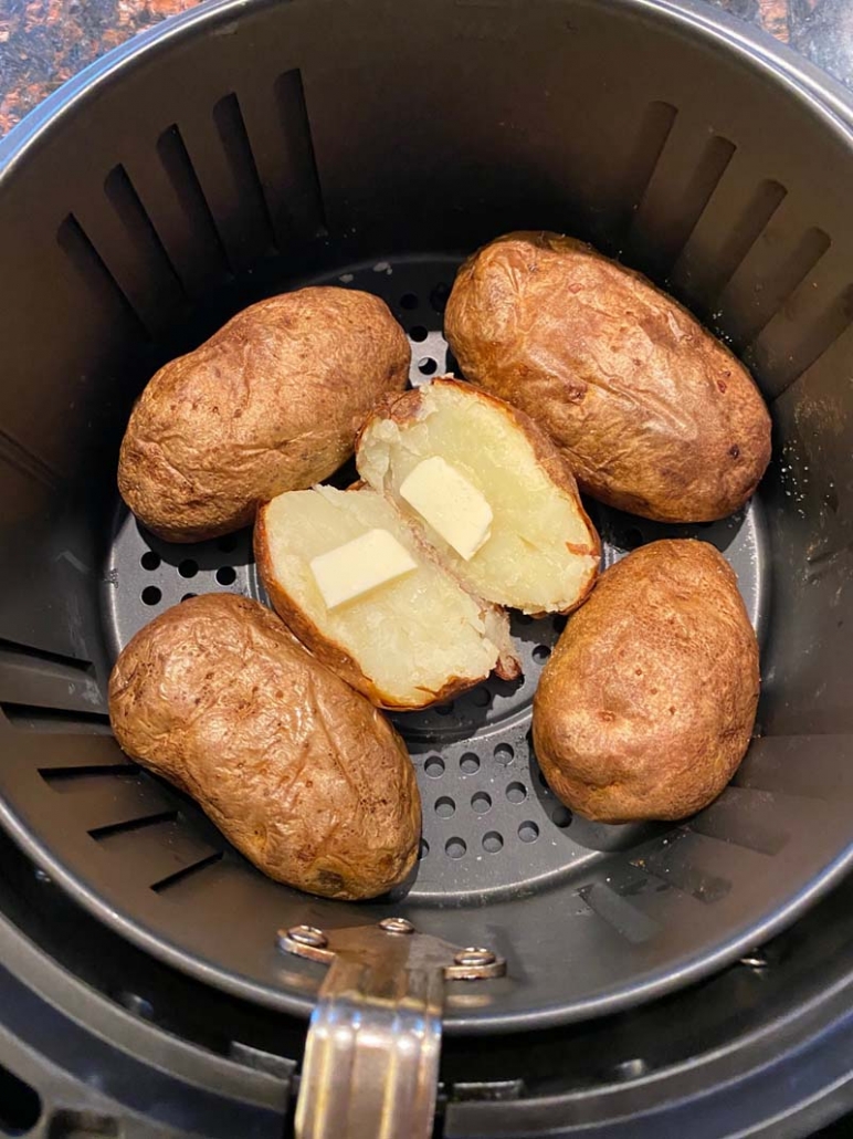 baking potatoes in the air fryer