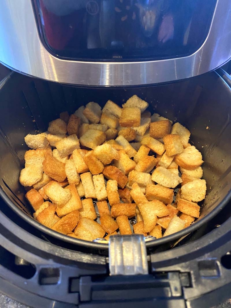 cooking croutons in the air fryer 