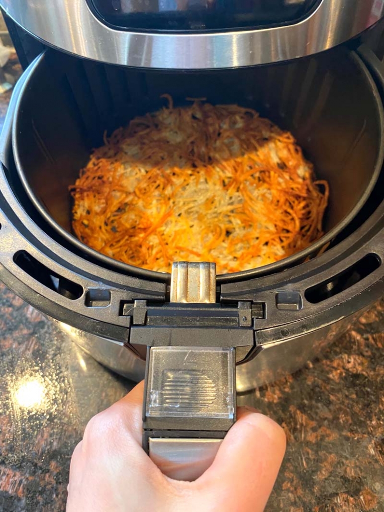 how to cook hashbrowns in the air fryer