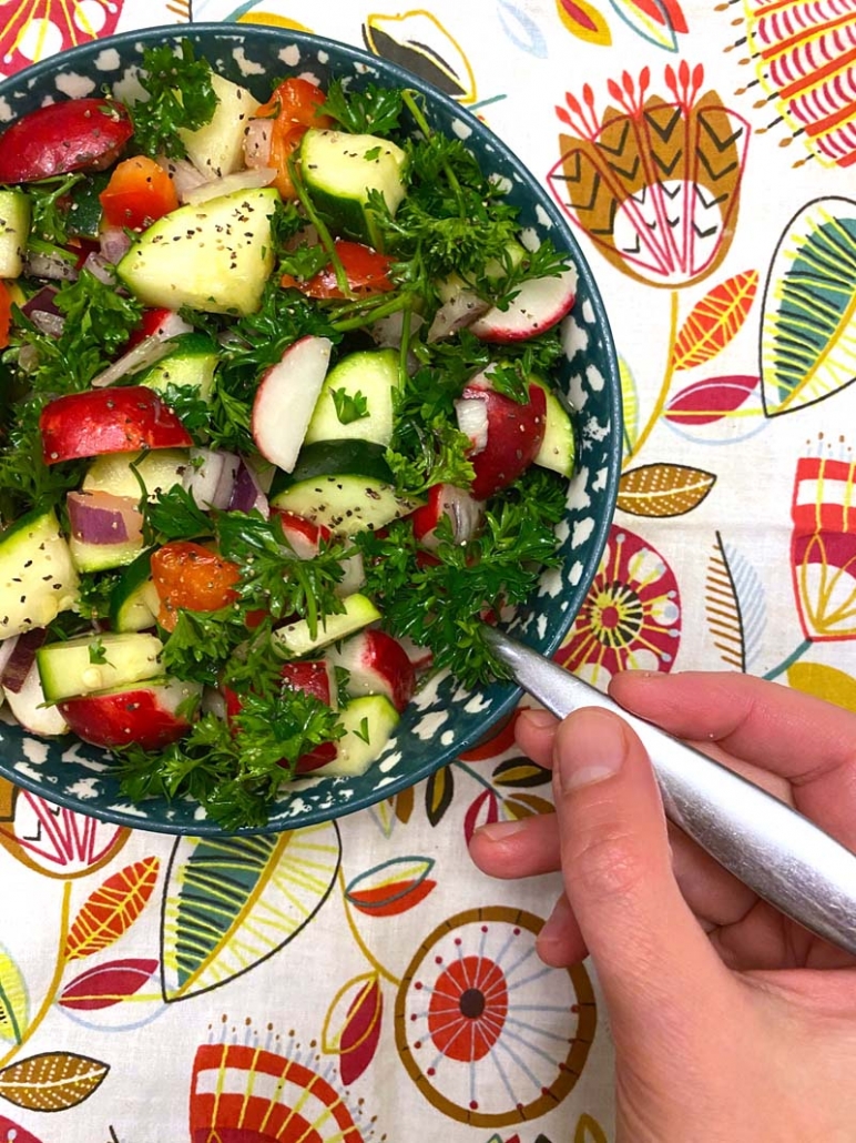 easy zucchini radish salad