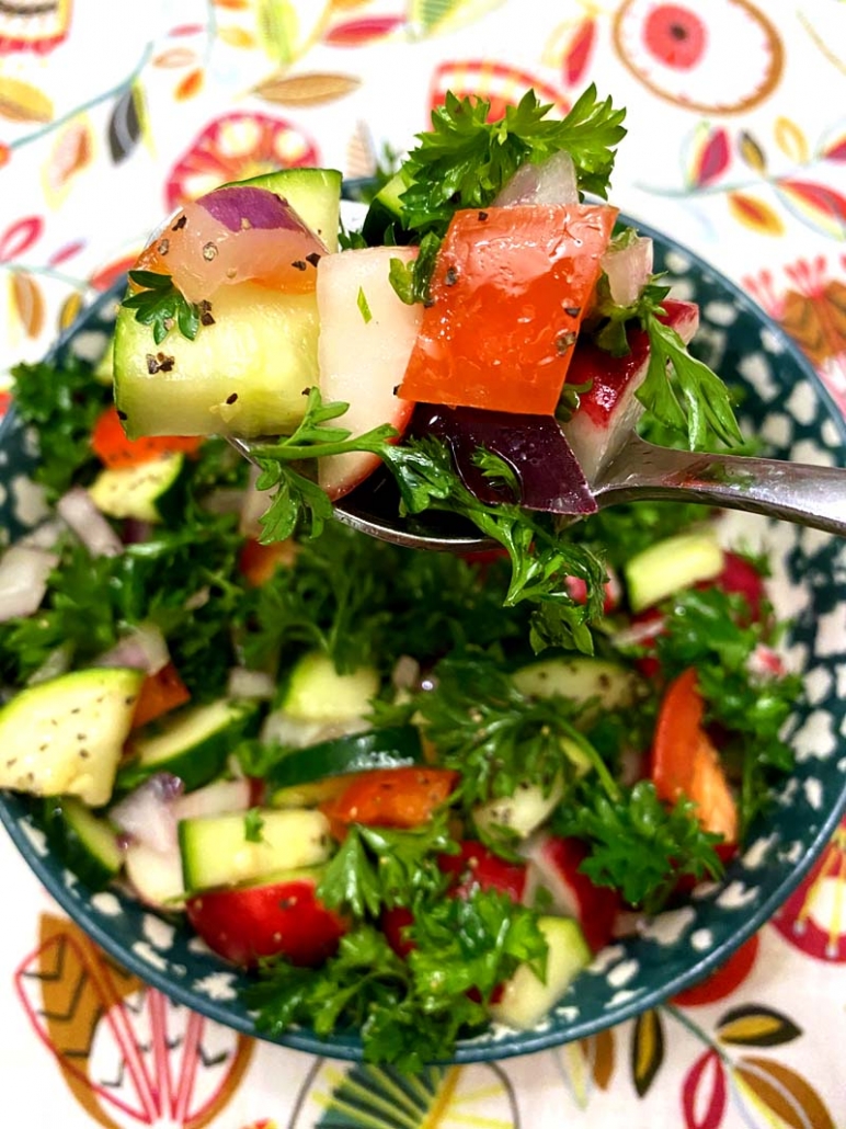 raw fresh zucchini radish detox salad