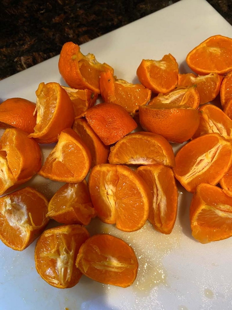 sliced up oranges 