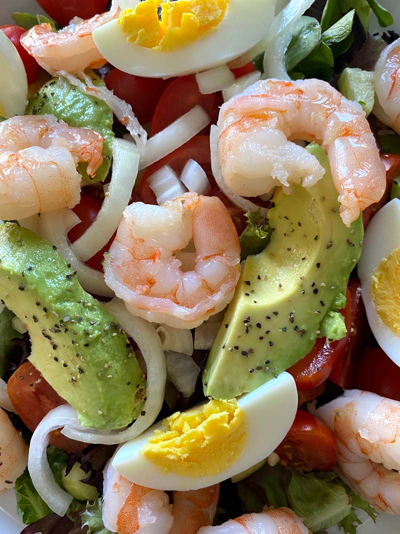 shrimp egg avocado salad