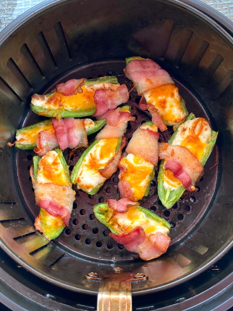 Crispy air fryer jalapeno poppers