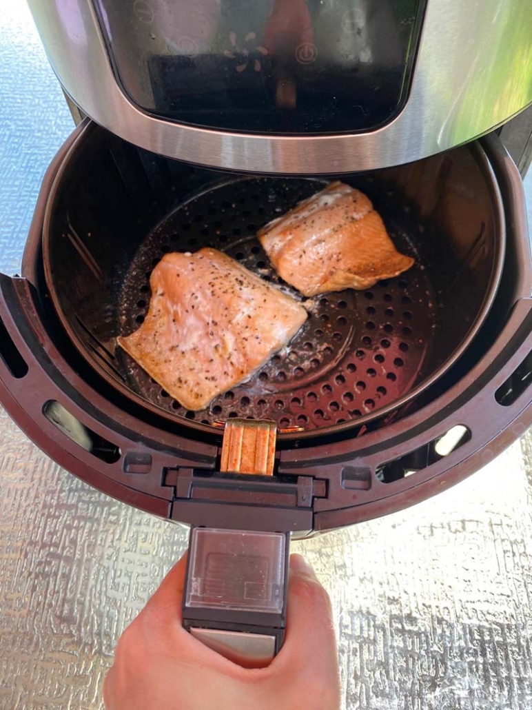 cooking frozen salmon in the air fryer