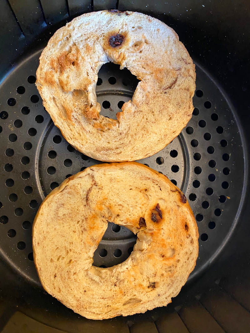 How to Toast Bagel in Air Fryer