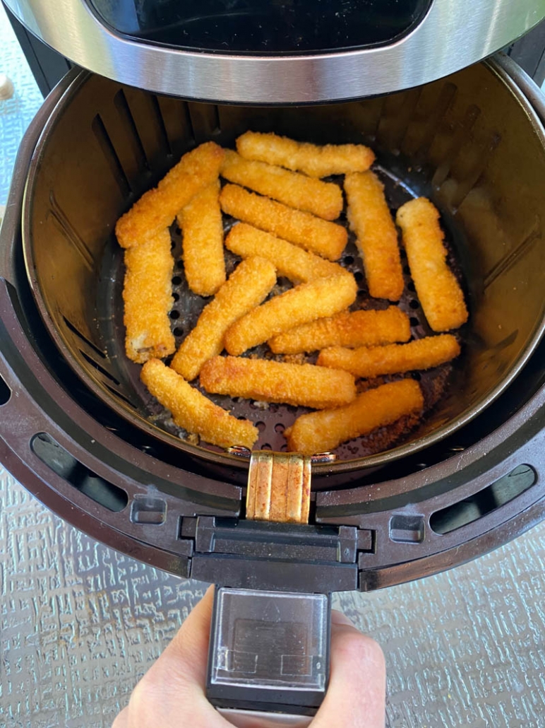 frozen fish sticks in the air fryer 