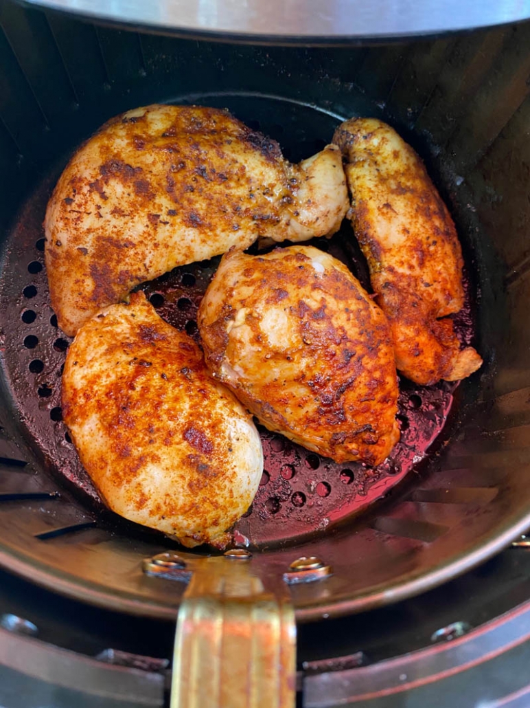 cooking seasoned chicken breast in the air fryer 