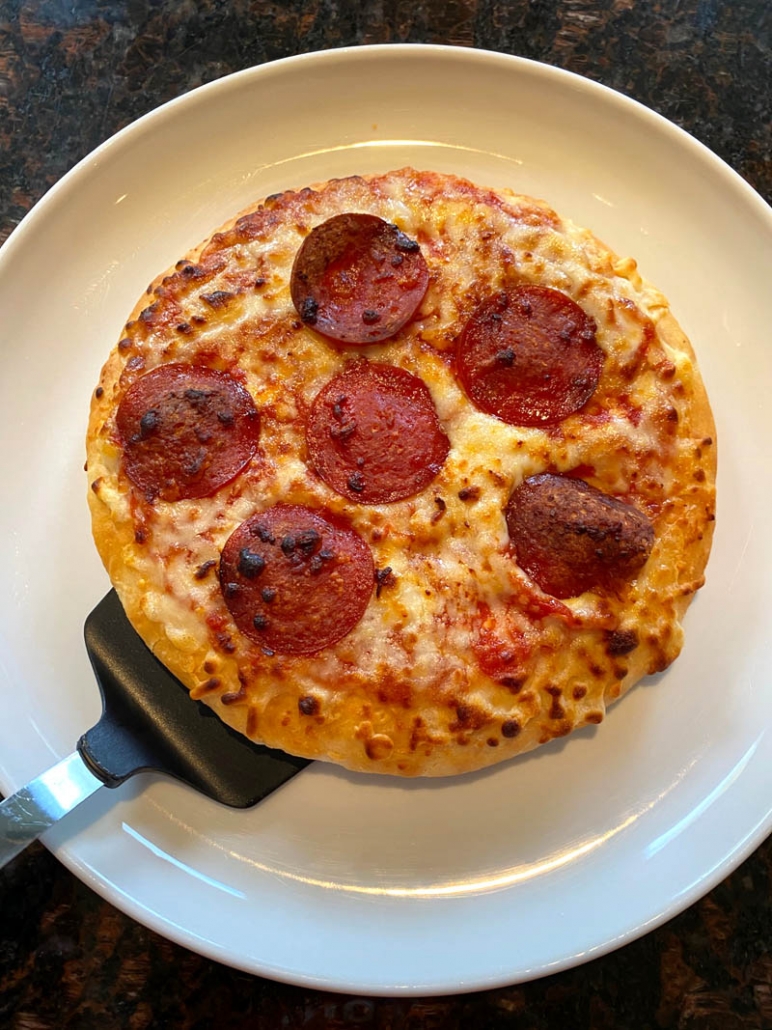 baked air fryer pepperoni pizza