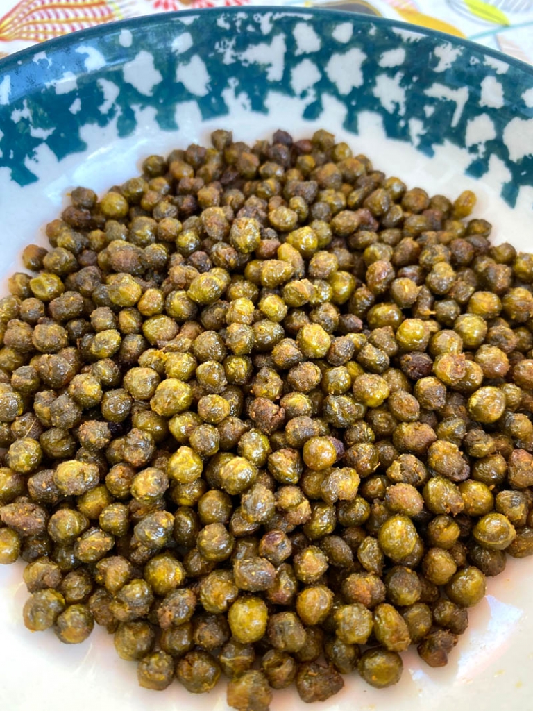 Air Fryer Crunchy Roasted Green Peas