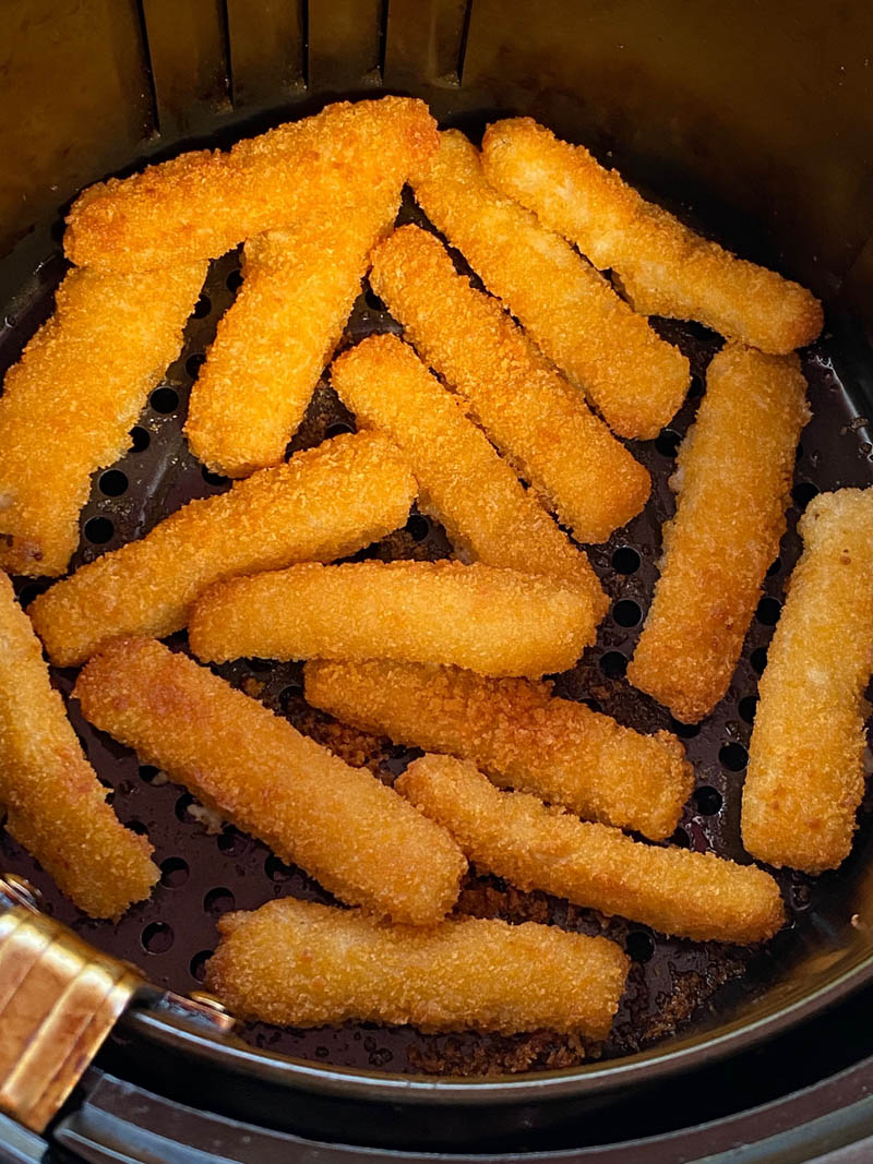 Air Fryer Frozen Fish Sticks - COOK THEM FAST