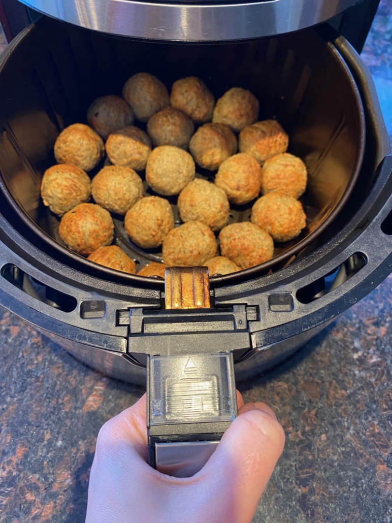 cooking frozen meatballs in the air fryer 