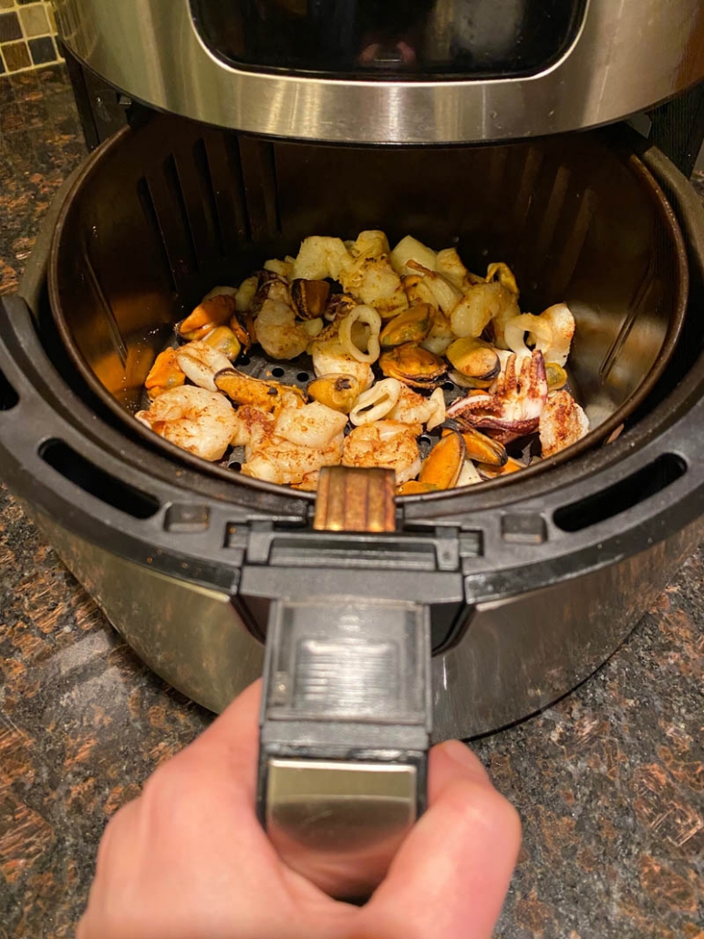 cooking seafood in the air fryer 
