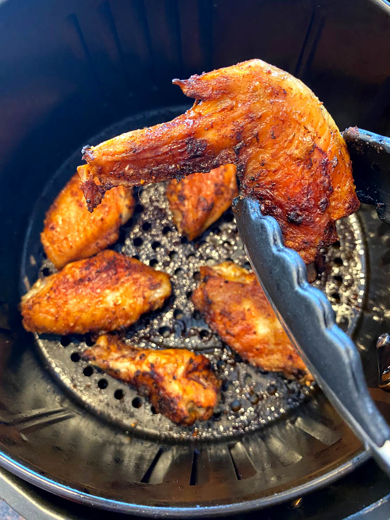 Frozen Chicken Wings in Air Fryer