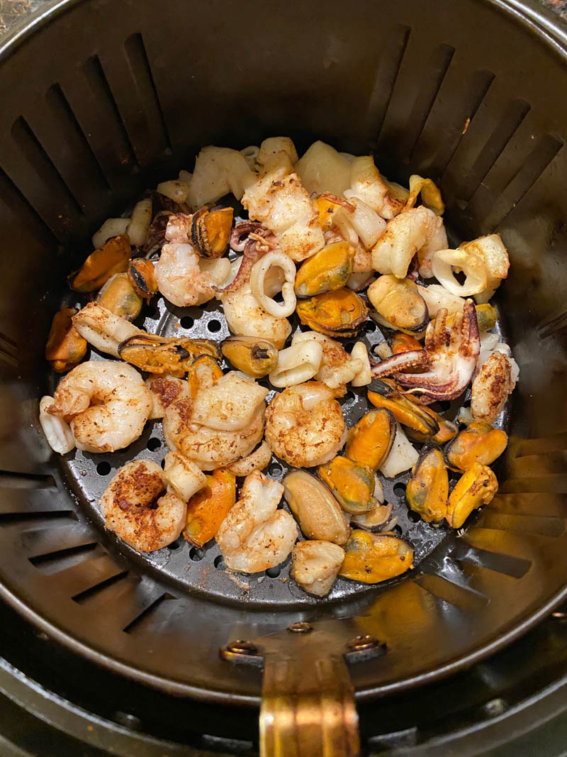Share 57+ seafood mix bag - esthdonghoadian