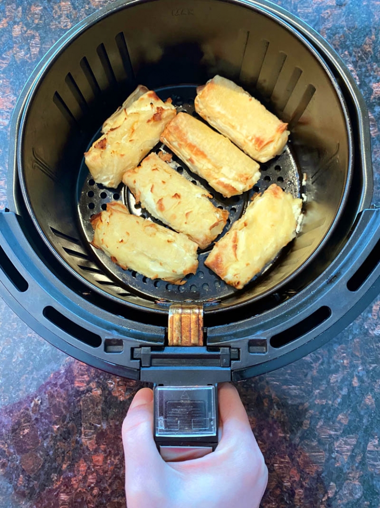 cooking frozen cheese blintzes in the air fryer 