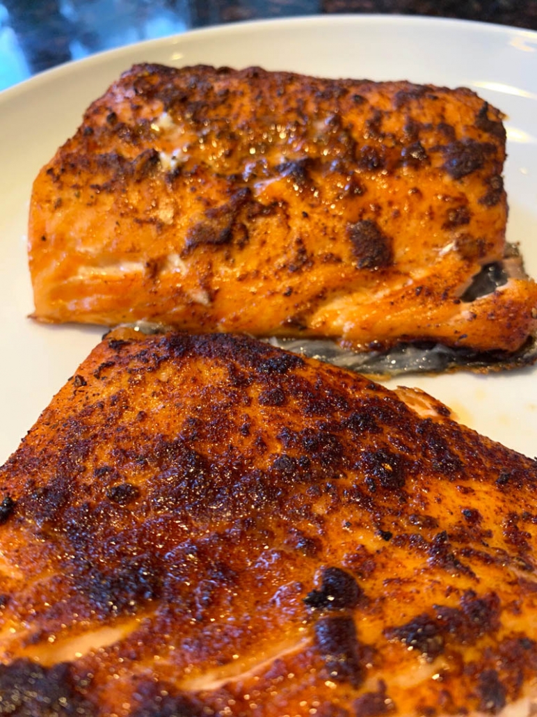 cooked salmon fillets 