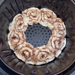 making cinnamon rolls cake in air fryer