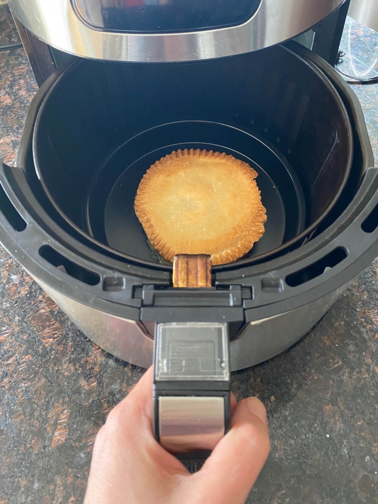 cooking pot pie in air fryer 