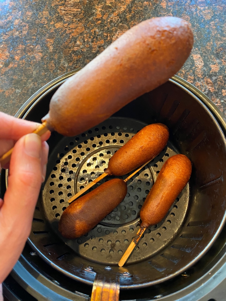 https://www.melaniecooks.com/wp-content/uploads/2021/10/Air-fryer-pancake-sausage-on-a-stick-6-773x1030.jpg
