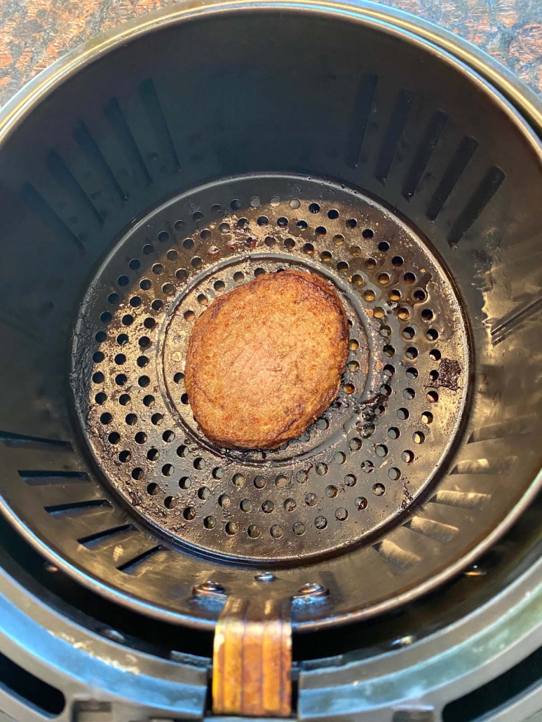 1 turkey burger cooking in the air fryer