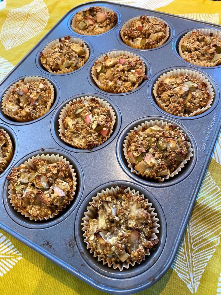 Apple Cinnamon Oatmeal Muffins – Healthy, Gluten-Free, No Added Sugar!