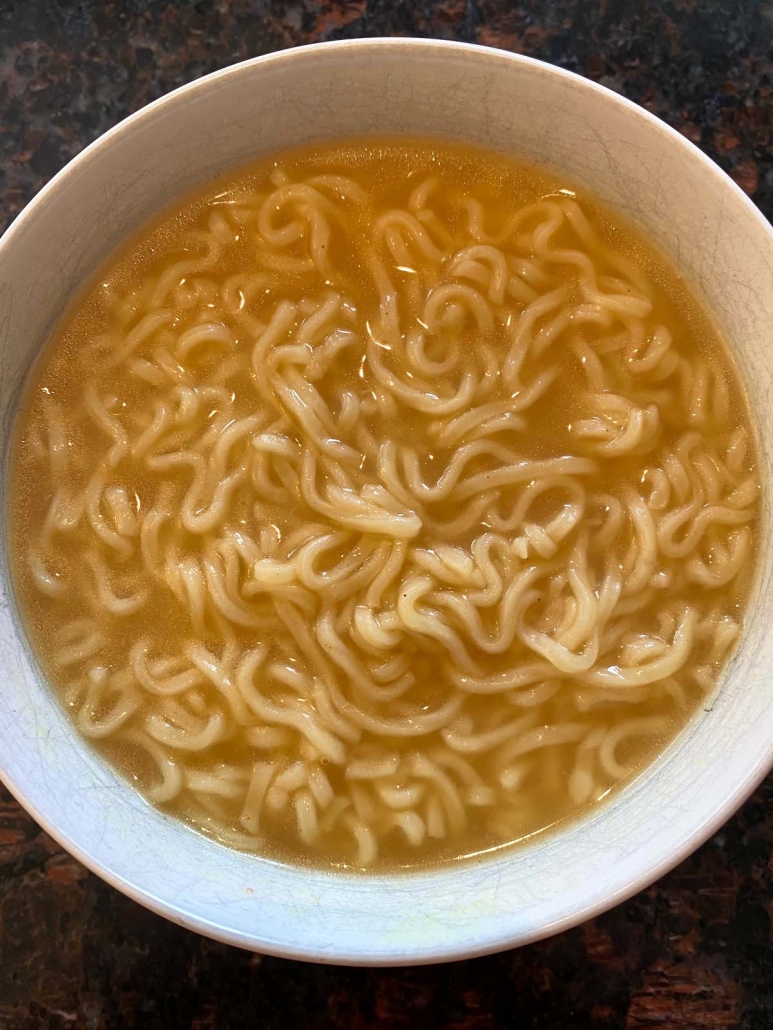 bowl of cooked ramen noodles