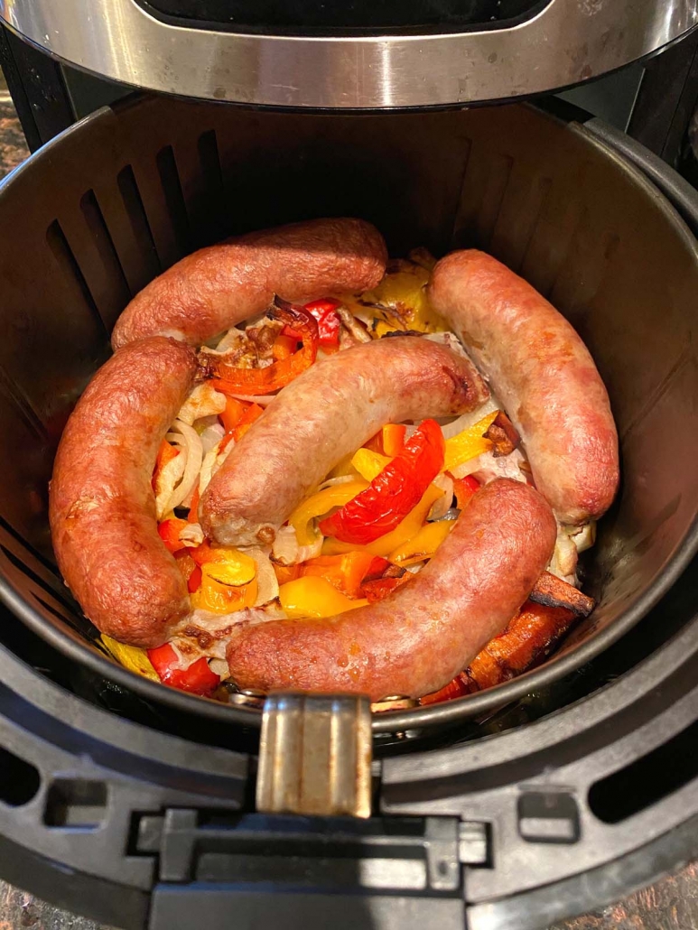 cooking sausages and bell peppers in air fryer 
