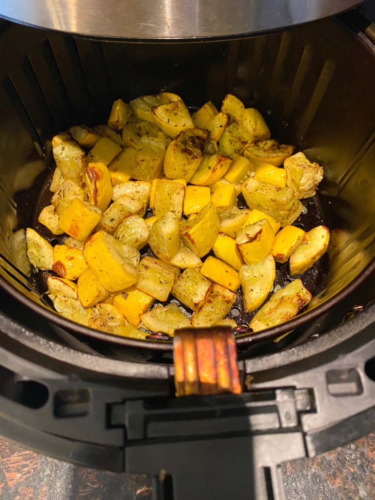 cooking yellow squash in the air fryer 