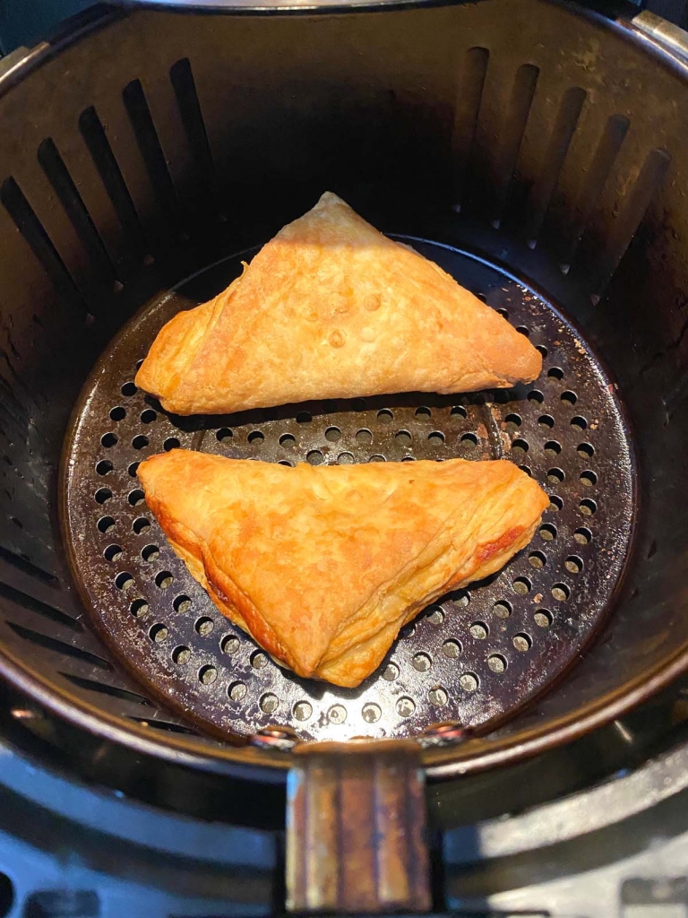 Frozen Apple Turnovers In The Air Fryer