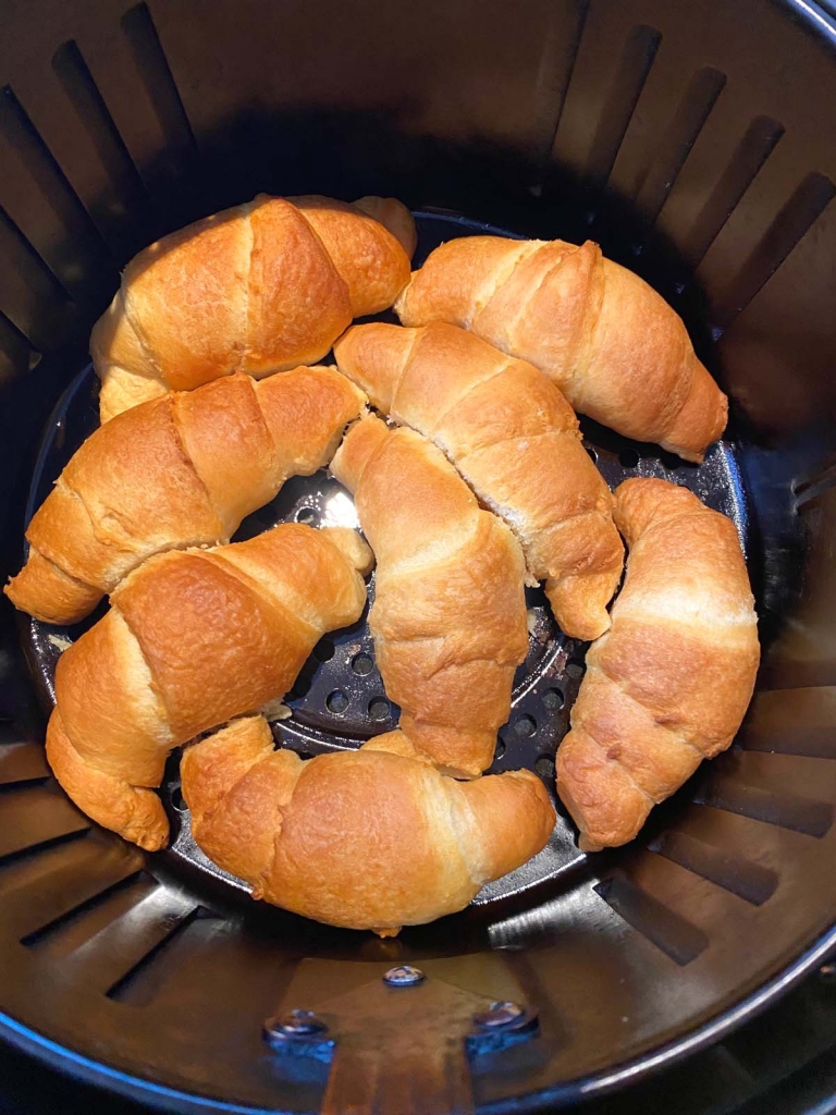Air Fryer Pilsbury Crescent Rolls