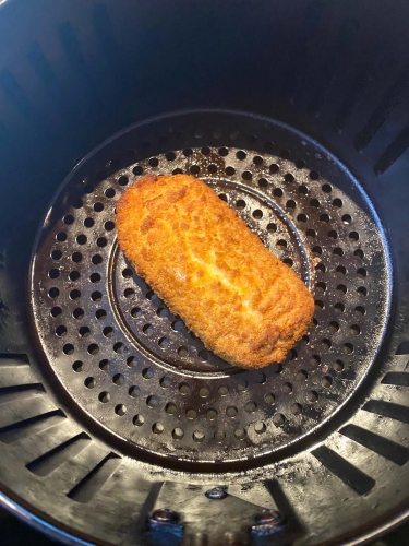 Frozen Chicken Kiev In The Air Fryer Air fryer chicken kiev (5)