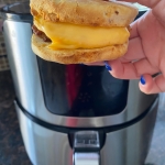 Air Fryer Frozen Breakfast Sandwich (11)