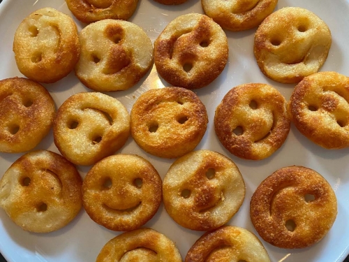 Air Fryer Frozen Smiley Fries Mccain Potato Smiles Melanie Cooks