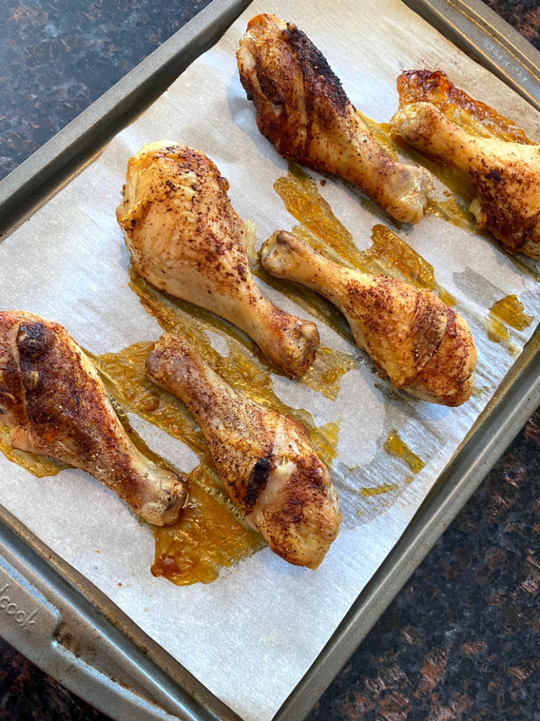 saucy chicken drumsticks baked in oven