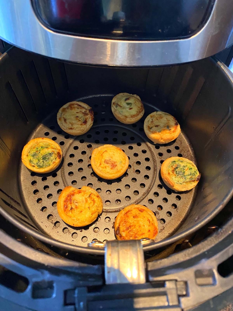 8 small quiches inside the air fryer