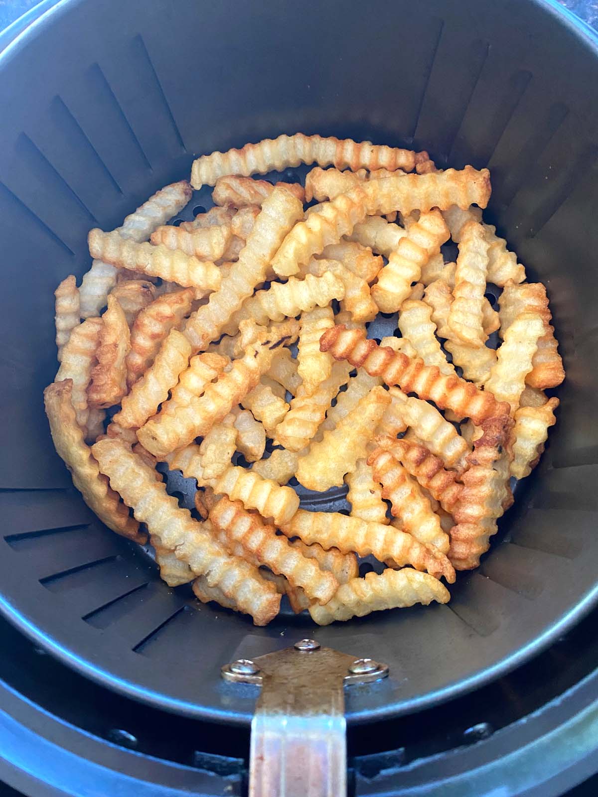 Frozen fries, 1/2 crinkle cut, Zig zag fries