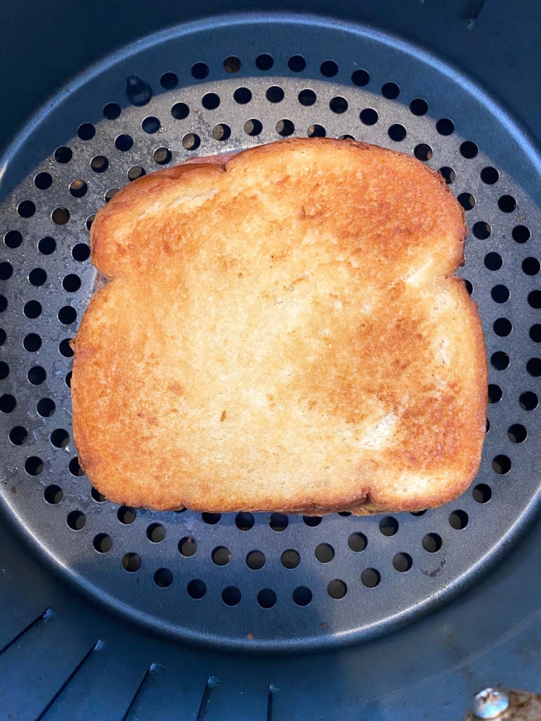 toasted sandwich in air fryer