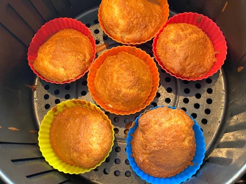 https://www.melaniecooks.com/wp-content/uploads/2022/05/Air-Fryer-Muffins-From-Cake-Mix-3-500x375.jpg