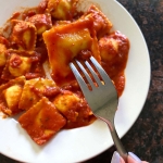 Air Fryer Ravioli With Sauce (8)