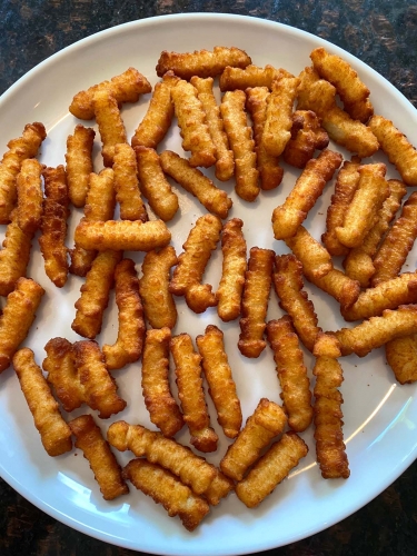 Air Fryer Frozen Golden Crispers Fries (9)