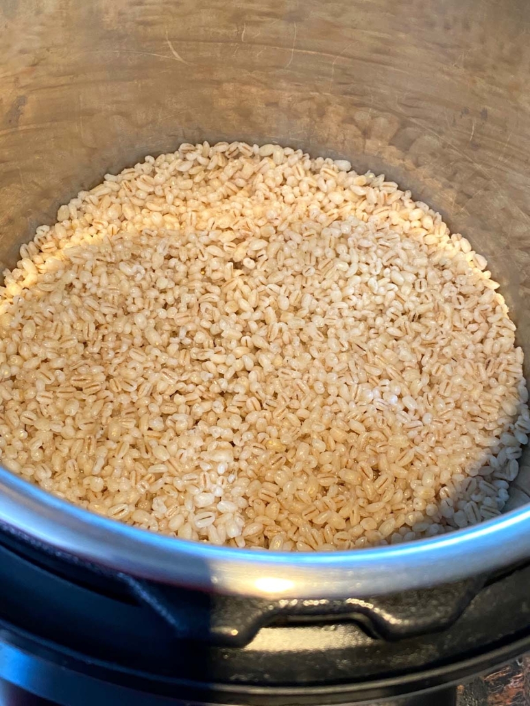 cooked barley in pressure cooker