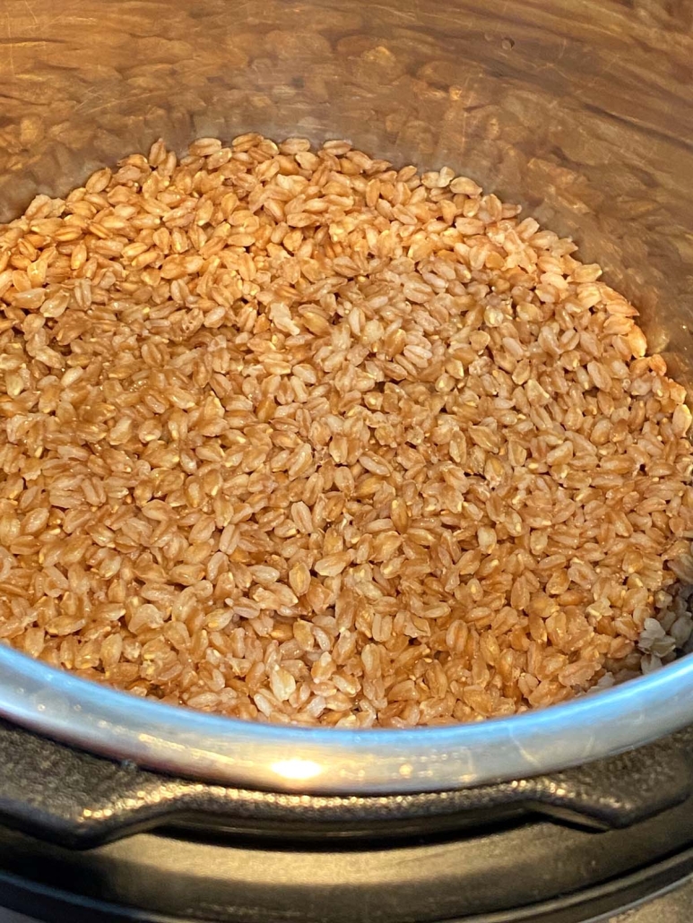 cooked farro in instant pot